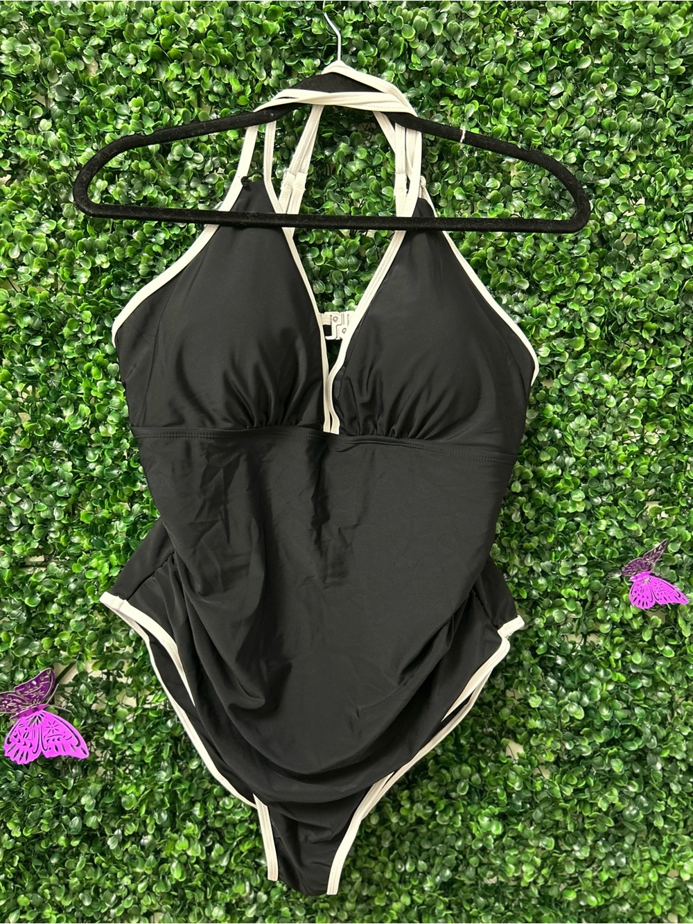 B2PRITY Women’s 2XL Black One Piece Swimsuit Contrast Trim Cross Back NWT